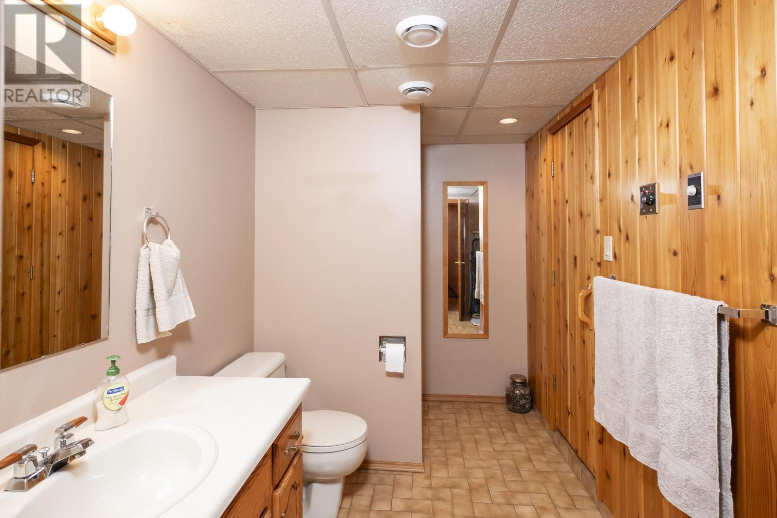 400 Randall Ct, Thunder Bay, Ontario  P7G 1A1 - Photo 41 - TB2601388