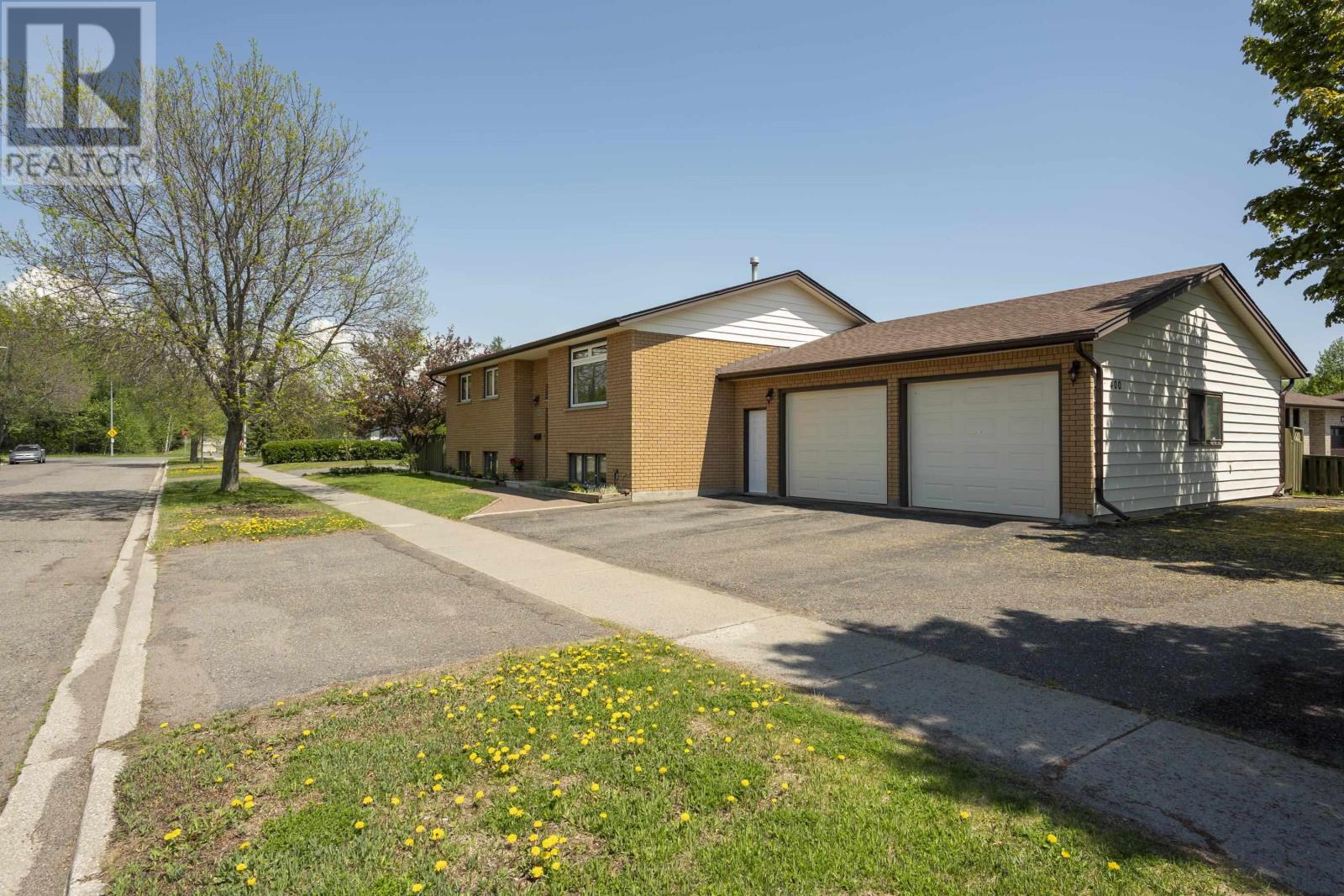 400 Randall Ct, Thunder Bay, Ontario  P7G 1A1 - Photo 49 - TB2601388