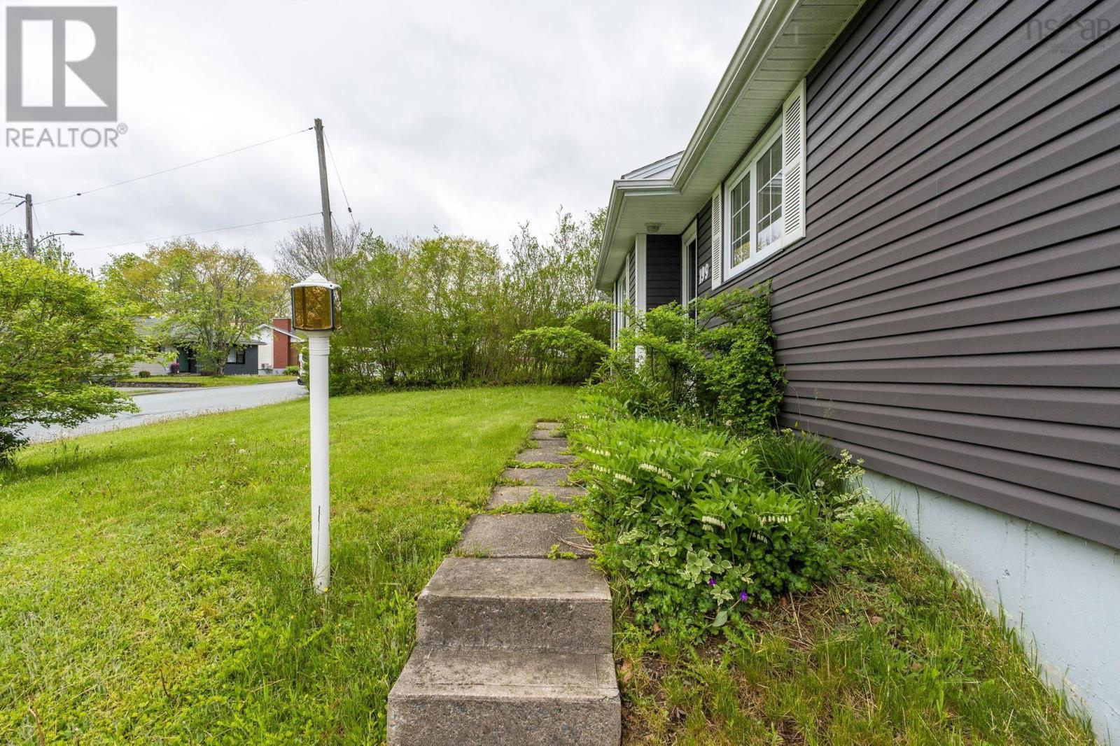199 Kaye Street, Lower Sackville, Nova Scotia  B4C 1N3 - Photo 6 - 202613087