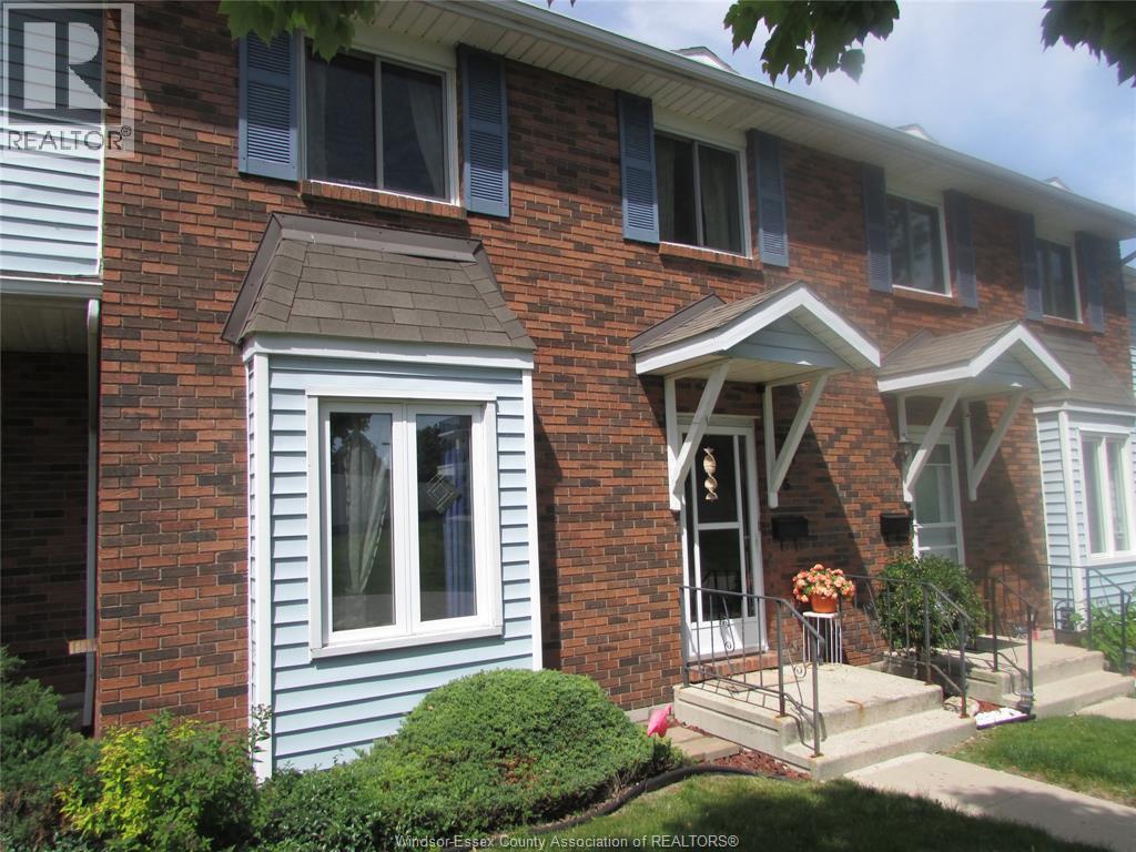 7 Cherry Lane Unit# 5, Leamington, Ontario  N8H 5A4 - Photo 3 - 26013419