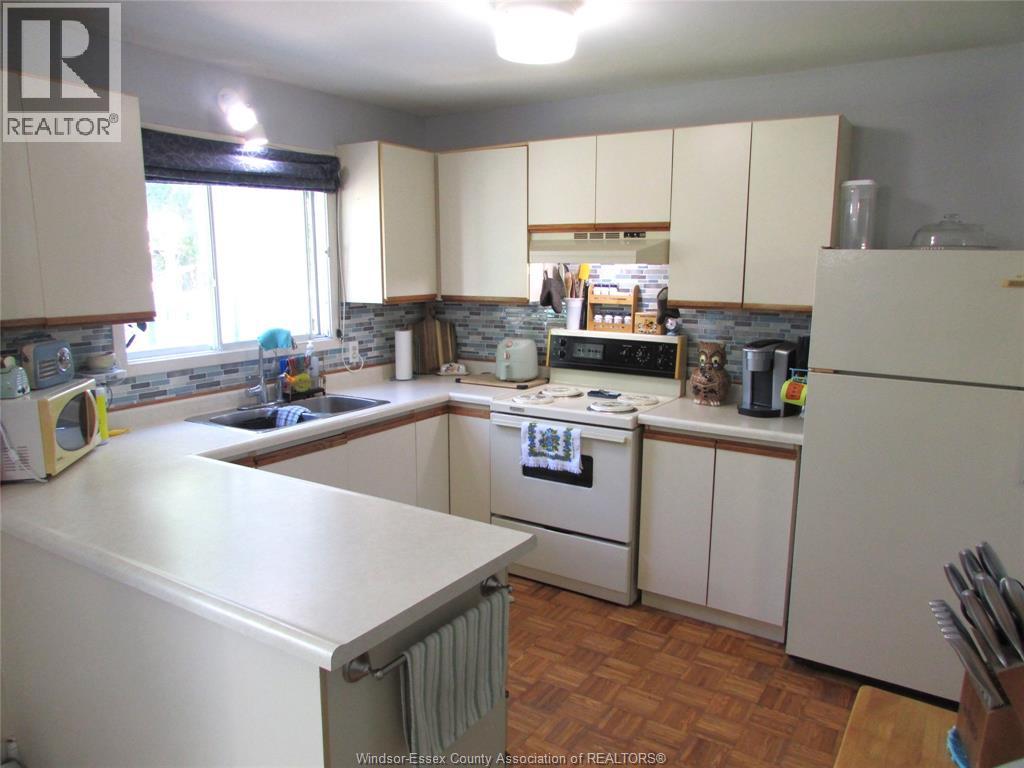 7 Cherry Lane Unit# 5, Leamington, Ontario  N8H 5A4 - Photo 8 - 26013419