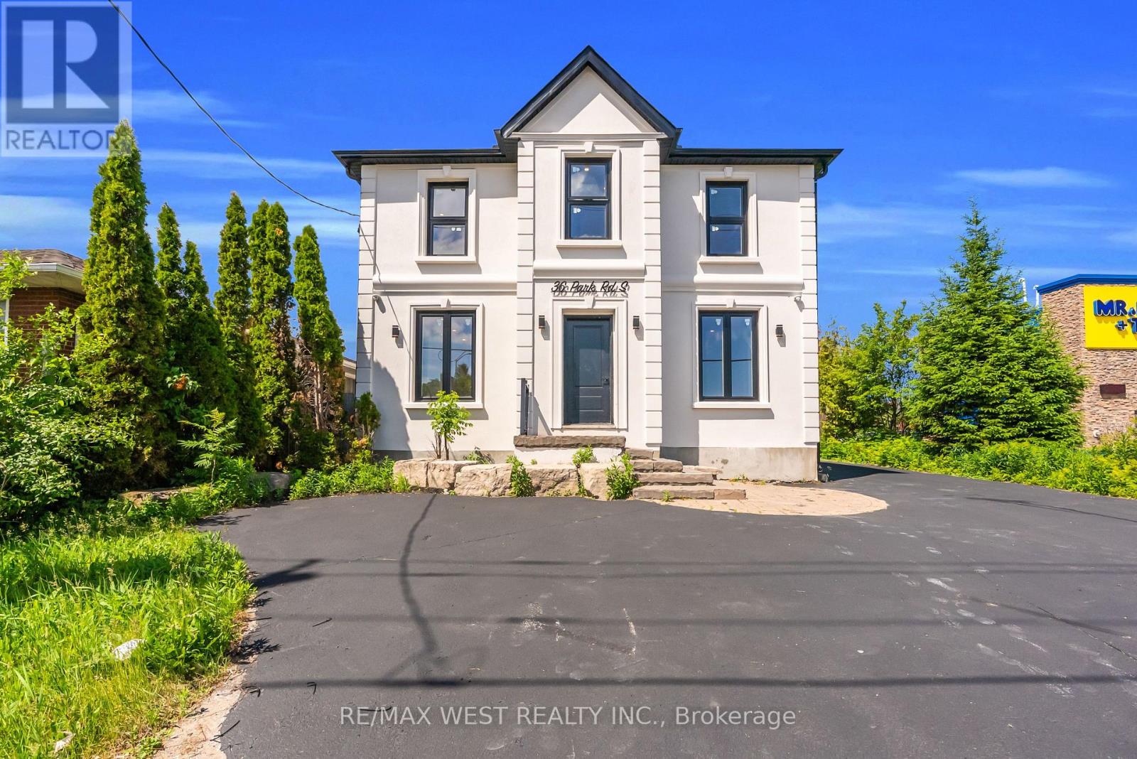 36 Park Road S, Oshawa, Ontario  L1J 4G8 - Photo 4 - E13208390