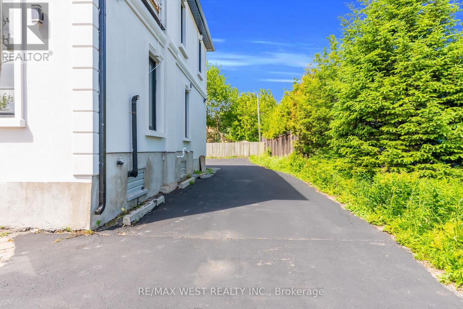 36 Park Road S, Oshawa, Ontario  L1J 4G8 - Photo 40 - E13208390