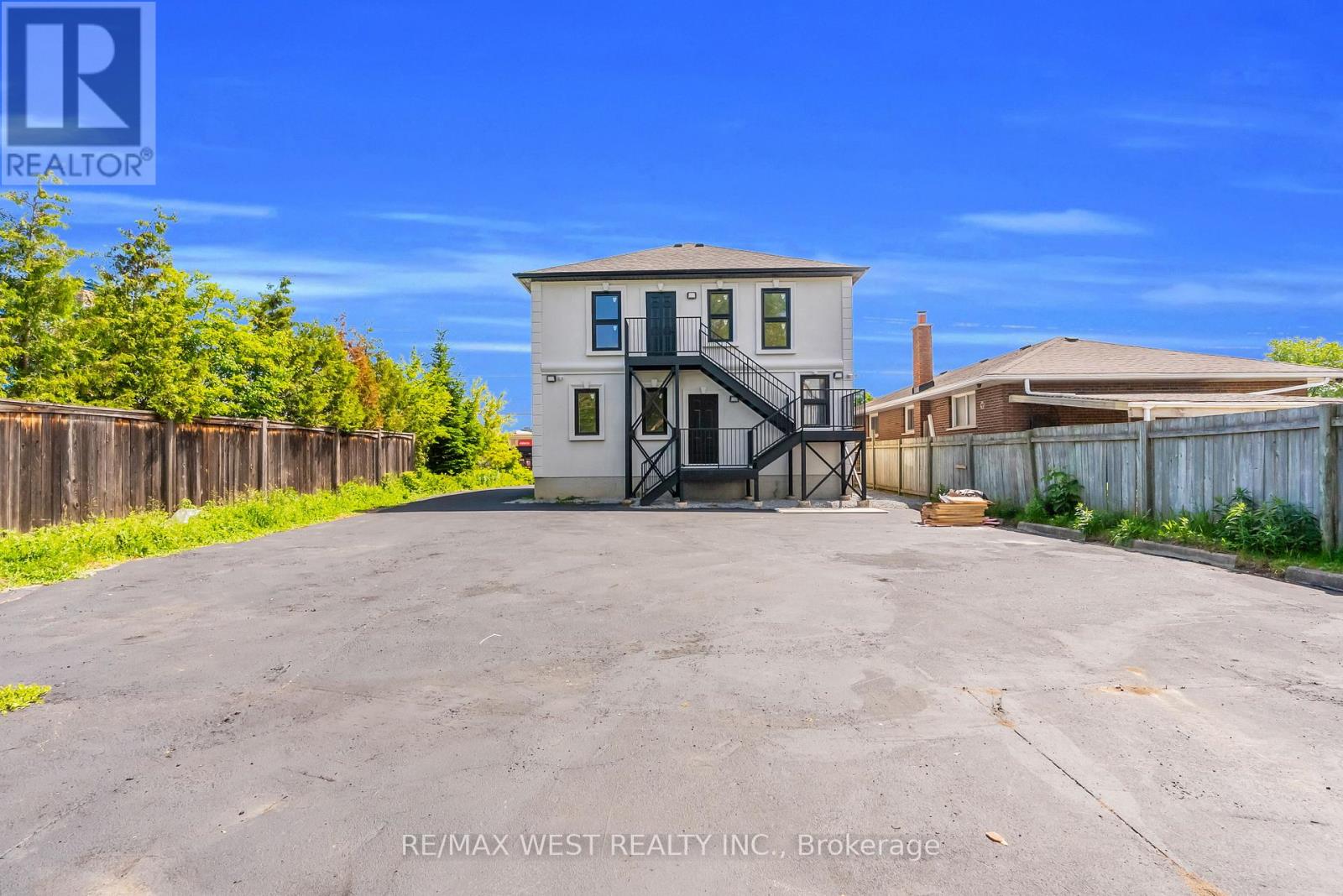 36 Park Road S, Oshawa, Ontario  L1J 4G8 - Photo 44 - E13208390