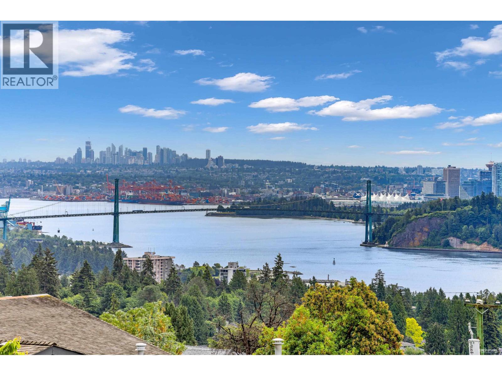 2340 Orchard Lane, West Vancouver, British Columbia  V7V 4X6 - Photo 2 - R3133164