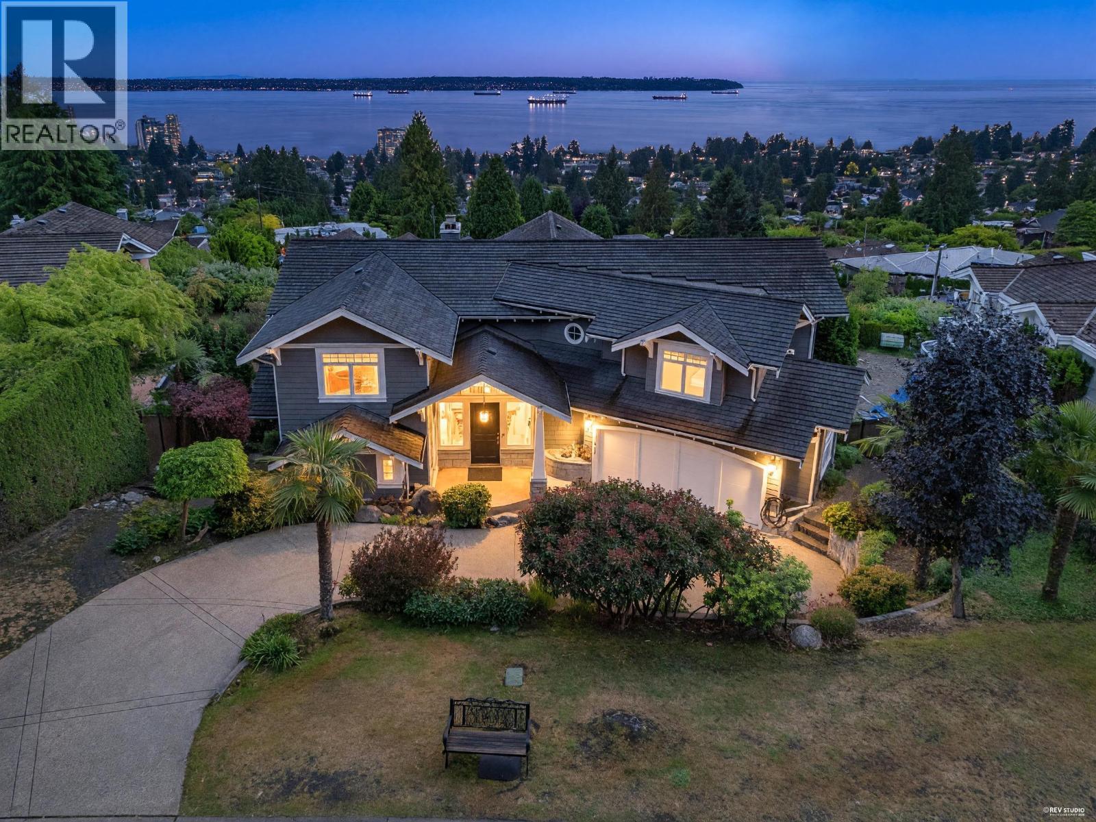 2340 Orchard Lane, West Vancouver, British Columbia  V7V 4X6 - Photo 3 - R3133164