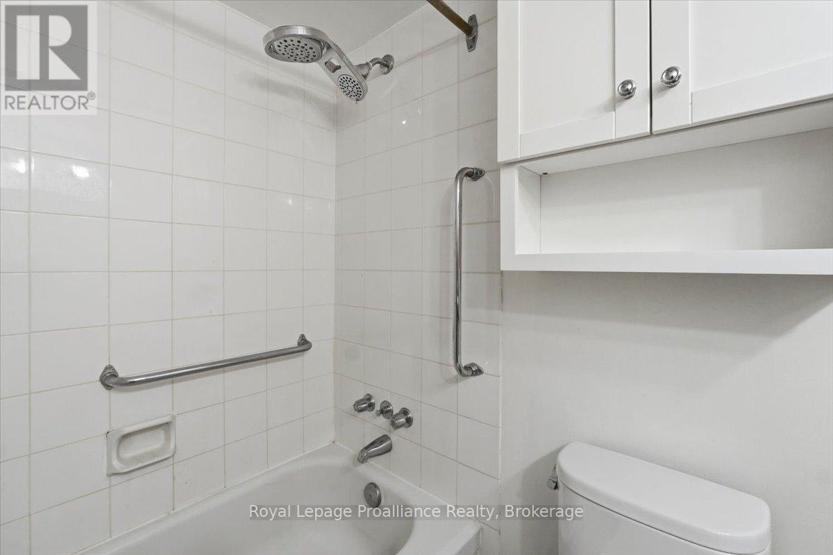 504 - 350 Front Street, Belleville, Ontario  K8N 5M5 - Photo 13 - X13414098