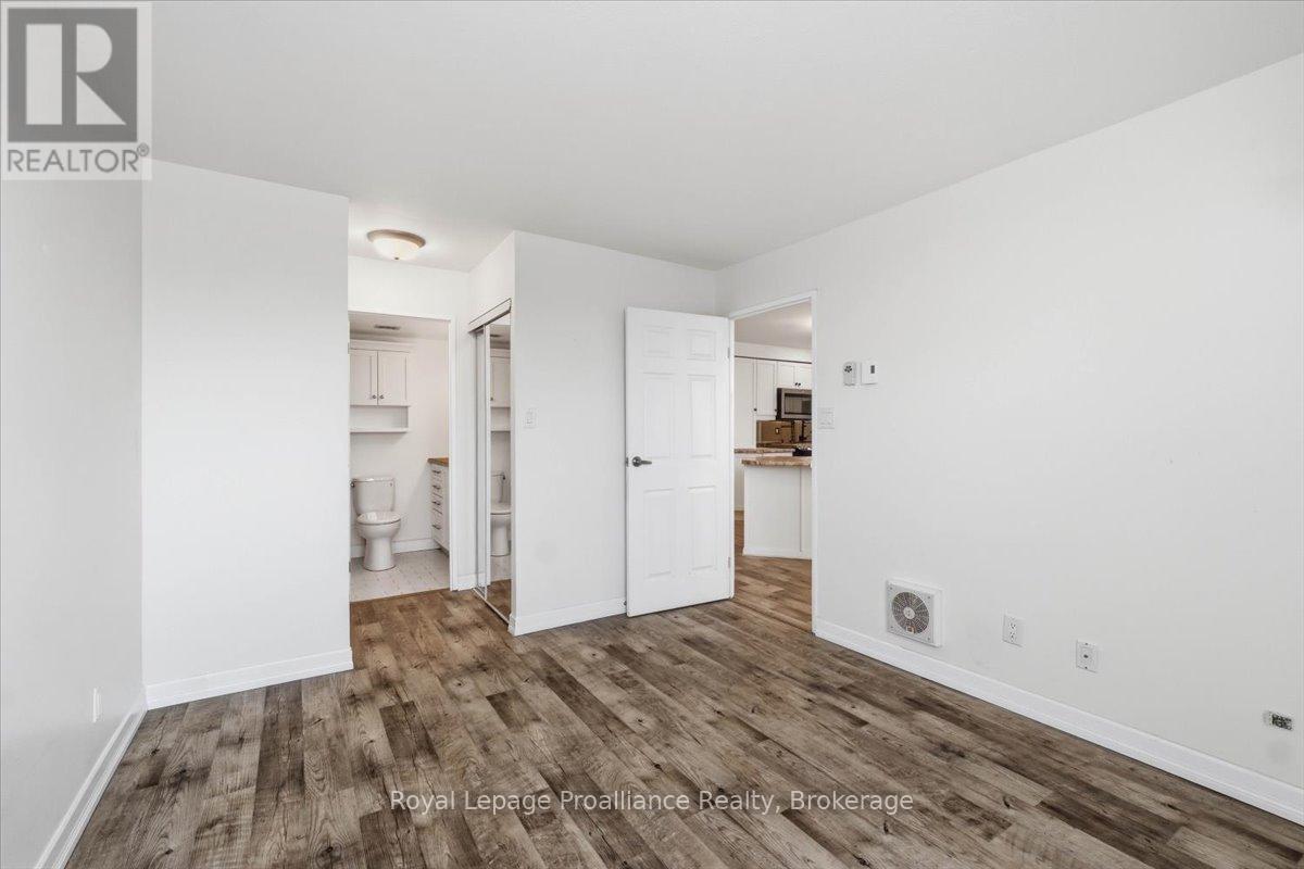 504 - 350 Front Street, Belleville, Ontario  K8N 5M5 - Photo 14 - X13414098
