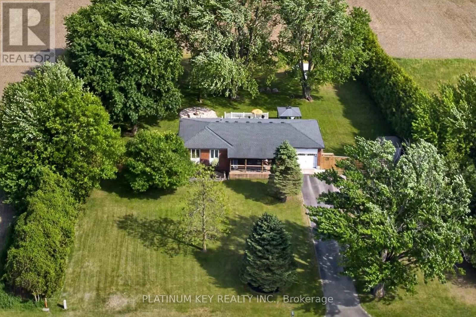 8271 Glengyle Drive, Strathroy-Caradoc, Ontario  N7G 3H3 - Photo 1 - X13414026