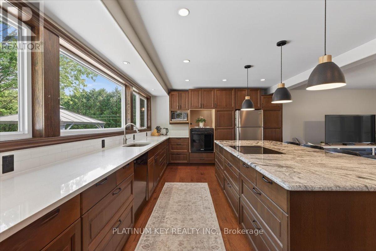 8271 Glengyle Drive, Strathroy-Caradoc, Ontario  N7G 3H3 - Photo 12 - X13414026