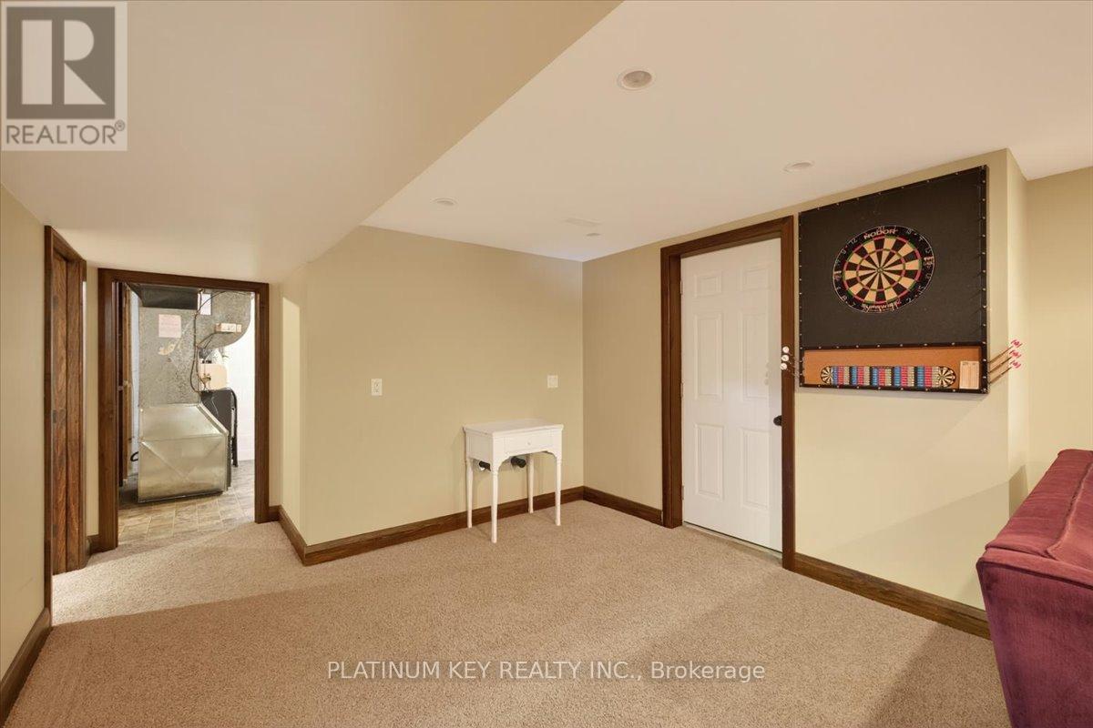 8271 Glengyle Drive, Strathroy-Caradoc, Ontario  N7G 3H3 - Photo 28 - X13414026