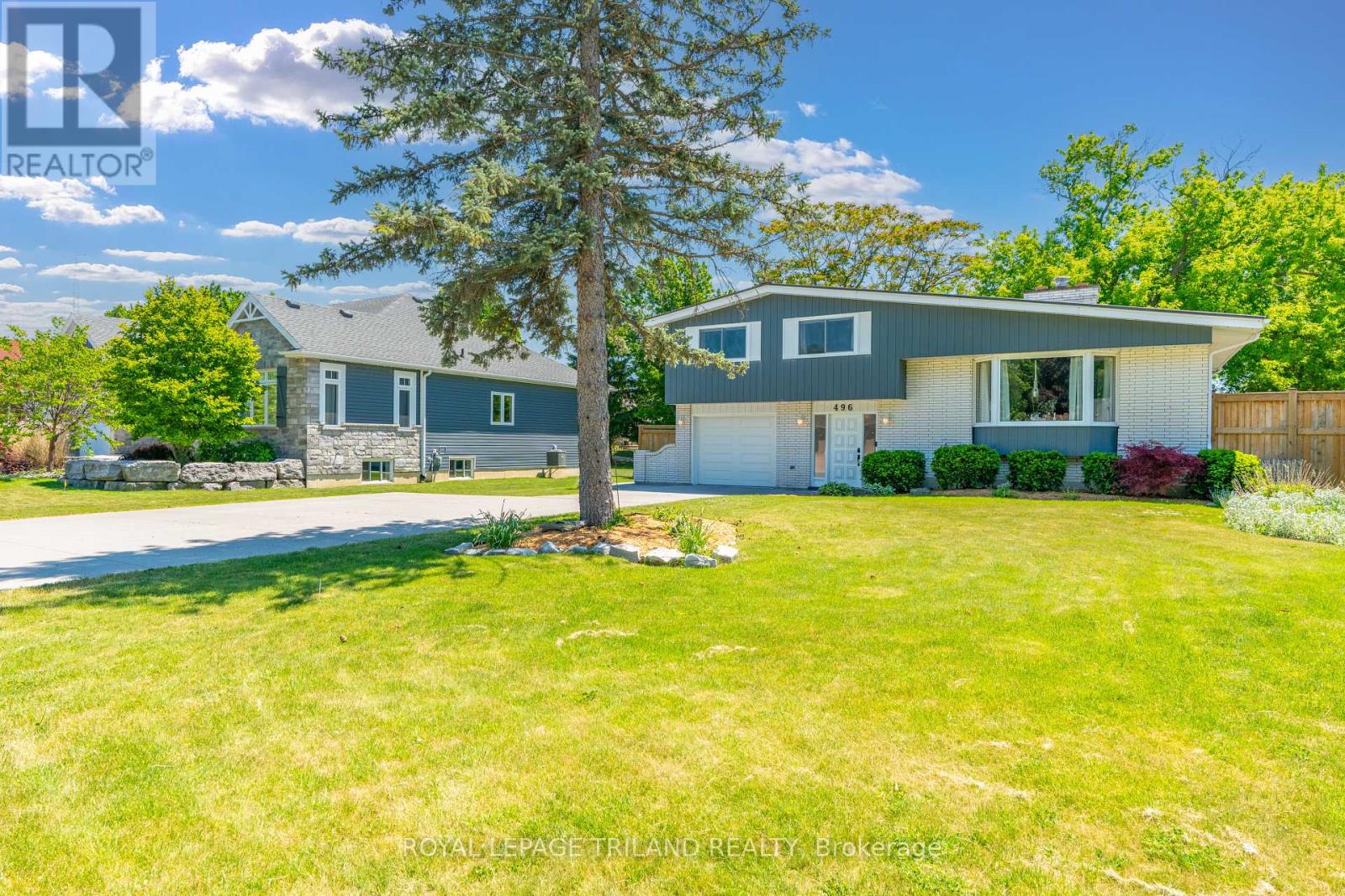 496 Thames Street, Plympton-Wyoming, Ontario  N0N 1T0 - Photo 3 - X13414132