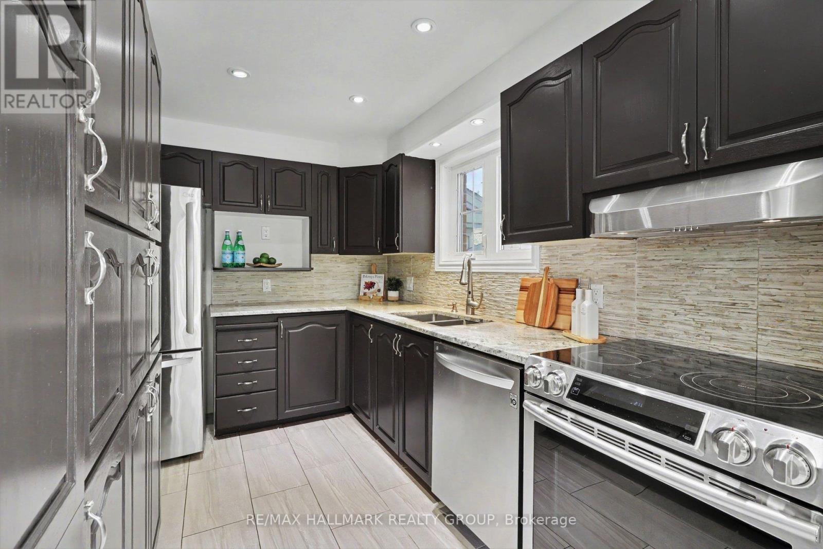 27 Sandcliffe Terrace, Ottawa, Ontario  K2G 5Y2 - Photo 11 - X13413804