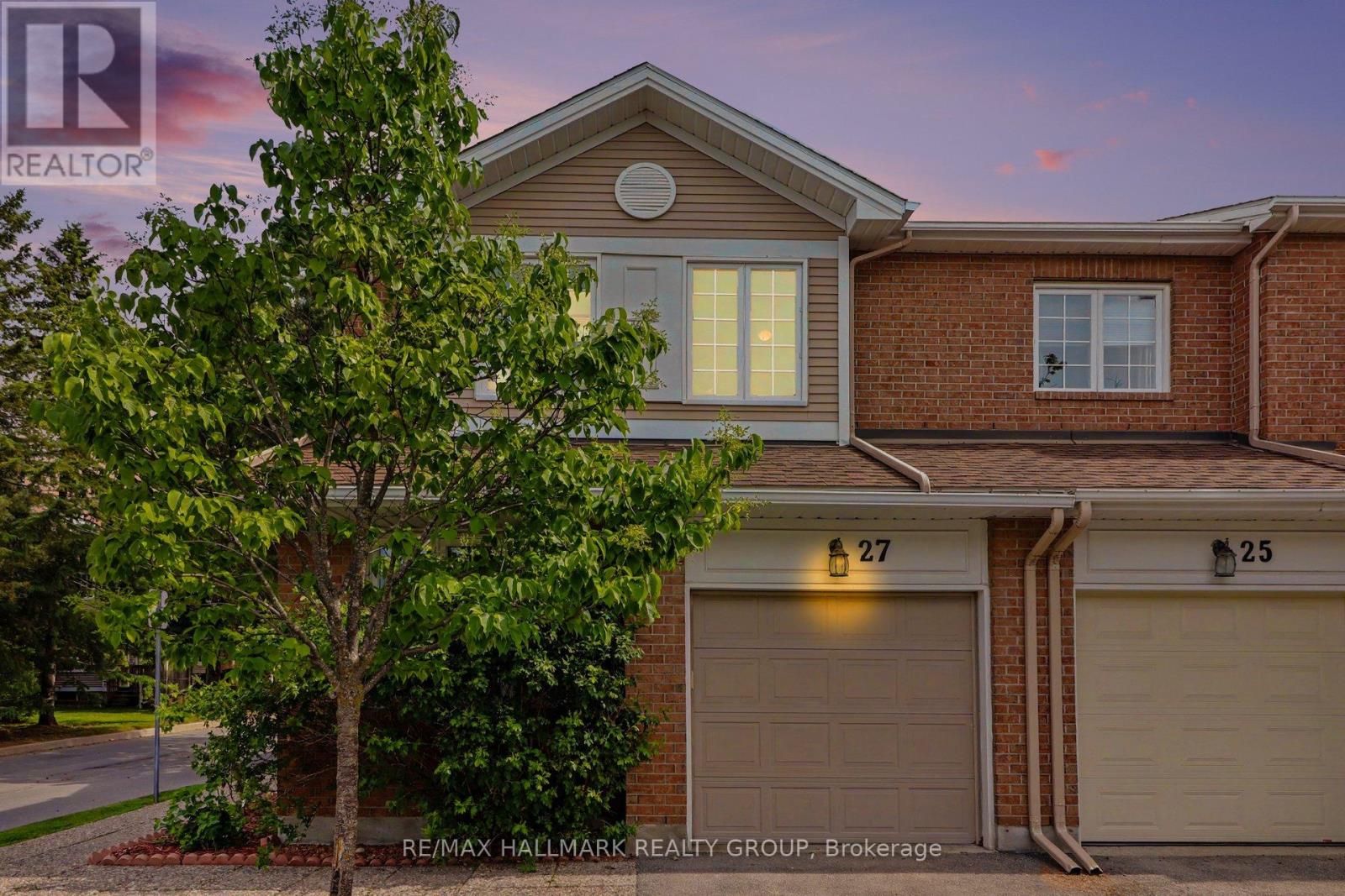 27 Sandcliffe Terrace, Ottawa, Ontario  K2G 5Y2 - Photo 2 - X13413804