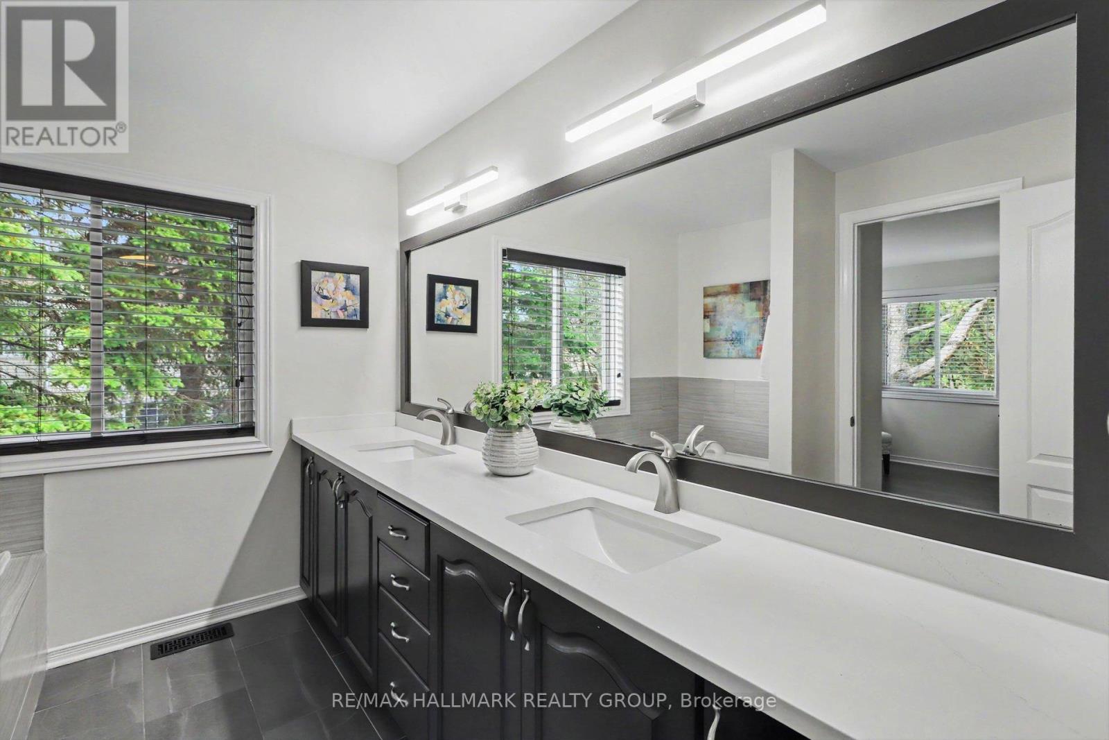 27 Sandcliffe Terrace, Ottawa, Ontario  K2G 5Y2 - Photo 21 - X13413804