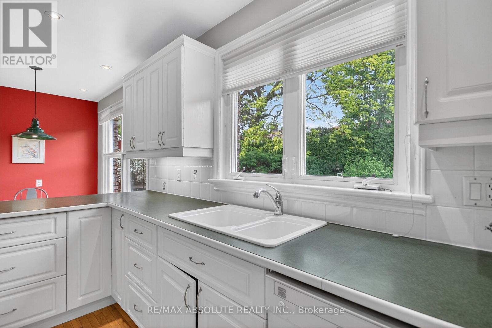 1953 Mulberry Crescent, Ottawa, Ontario  K1J 8J8 - Photo 14 - X13414070