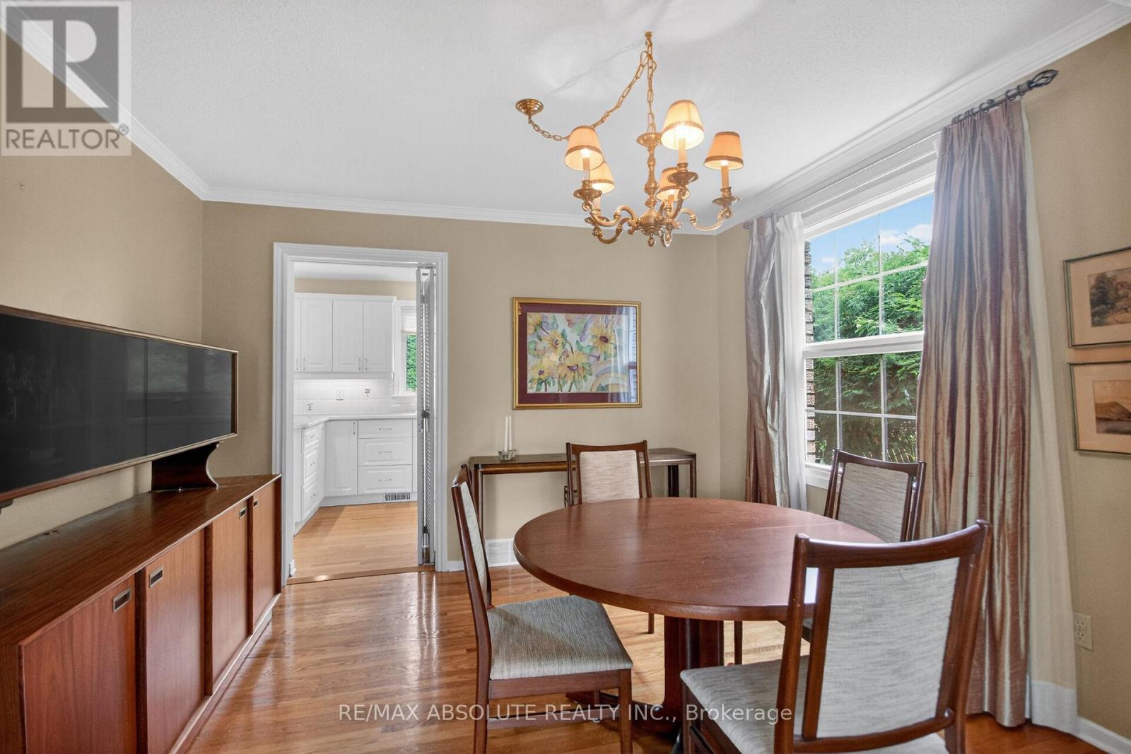 1953 Mulberry Crescent, Ottawa, Ontario  K1J 8J8 - Photo 9 - X13414070