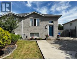 3308 CANDLEWOOD CRESCENT, Windsor, Ontario