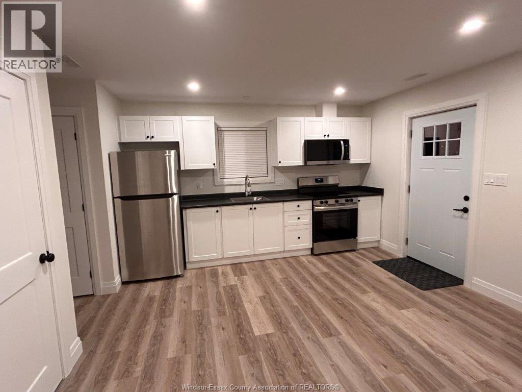 3501 Dandurand, Windsor, Ontario  N9E 2G2 - Photo 37 - 26013421