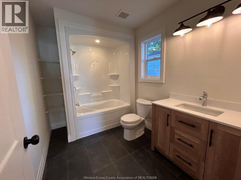 3501 Dandurand, Windsor, Ontario  N9E 2G2 - Photo 40 - 26013421