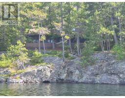 758 ISLAND, Temagami, Ontario