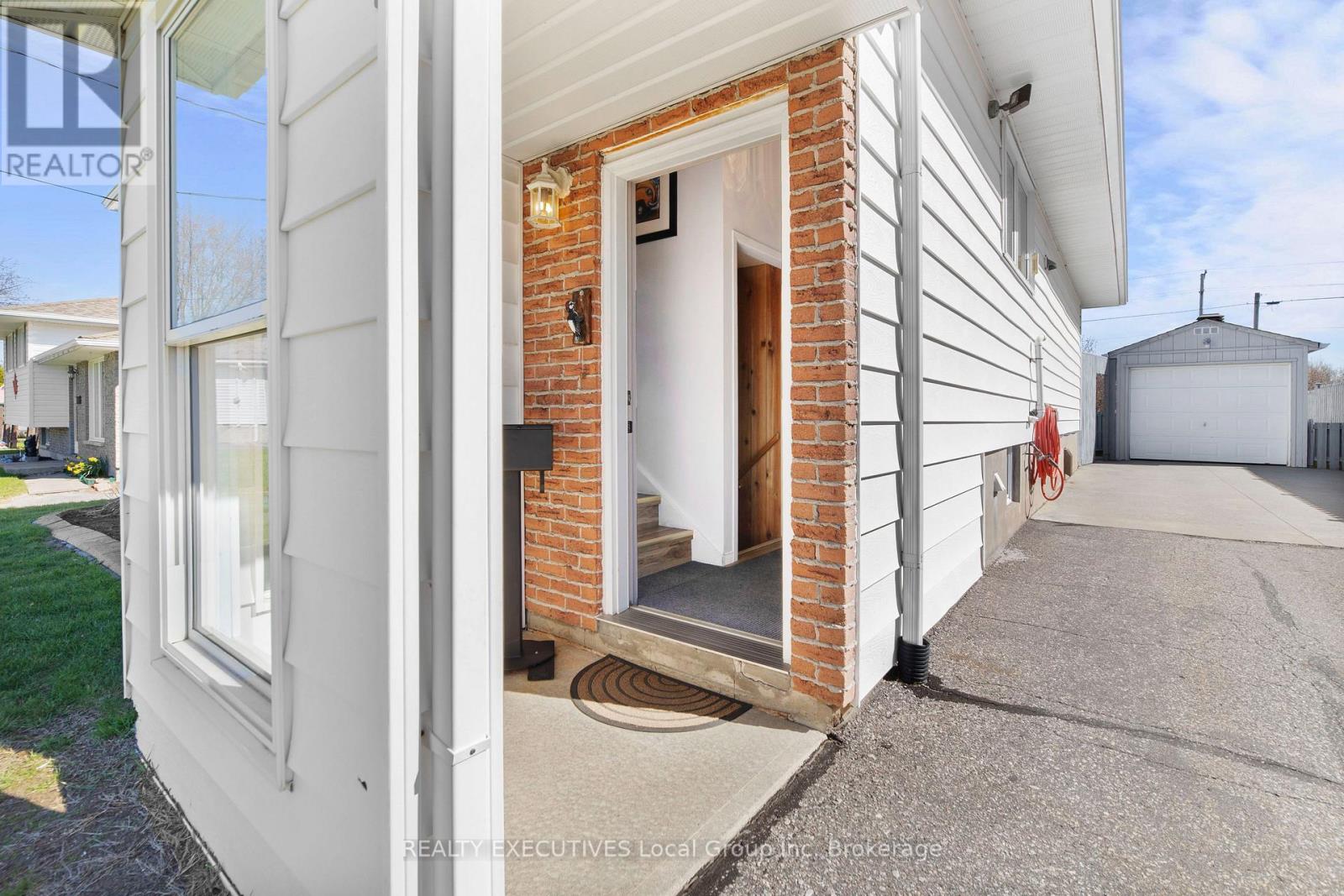 18 Van Horne Crescent, North Bay, Ontario  P1A 3L3 - Photo 5 - X13414184