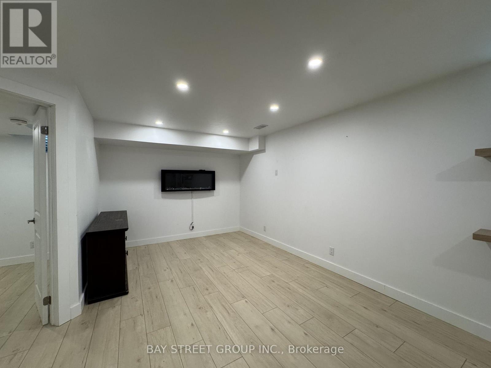 51 Dominion Crescent, Niagara-On-The-Lake, Ontario  L0S 1P0 - Photo 24 - X13413792