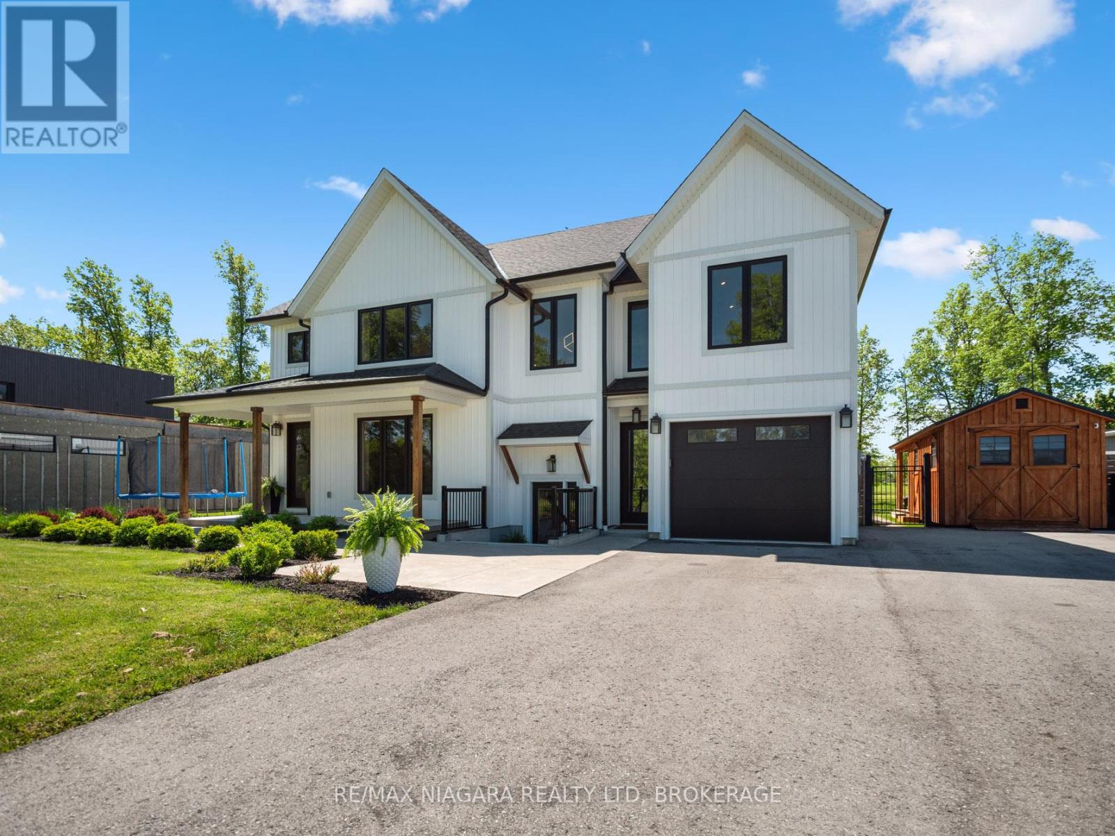 1623 BERTIE STREET, Fort Erie, Ontario