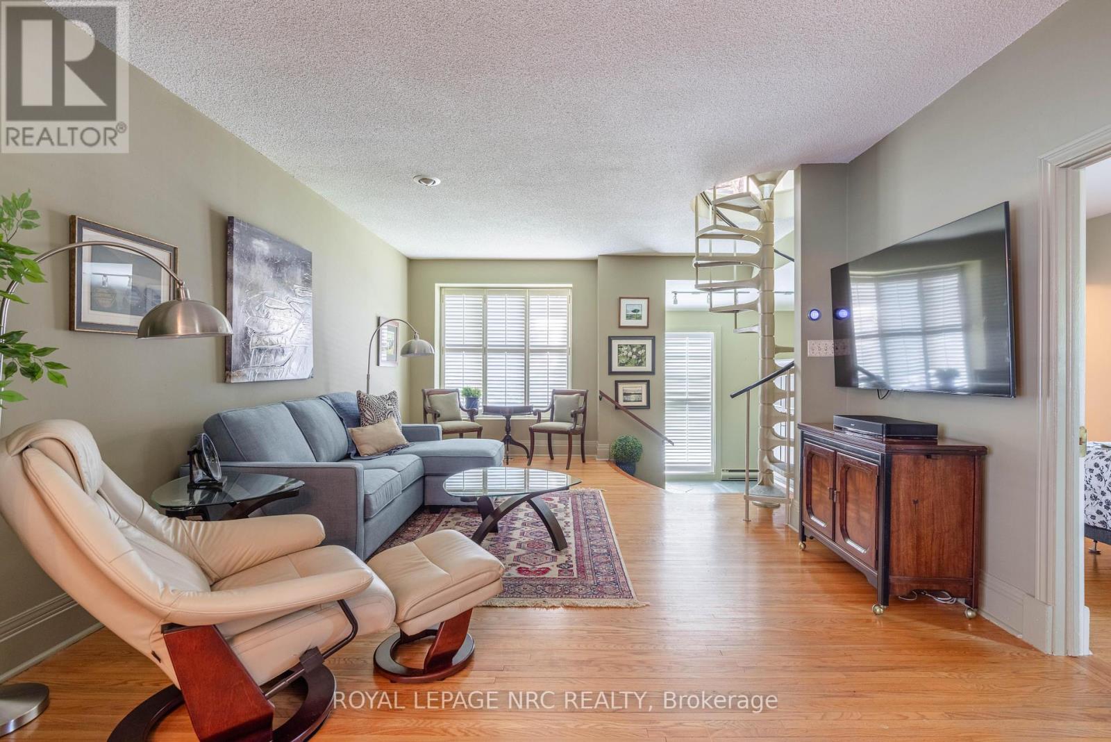 110 Highland Avenue, St. Catharines, Ontario  L2R 4J2 - Photo 10 - X13414010