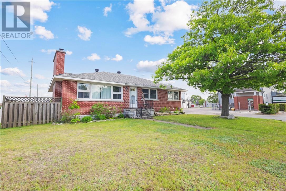 138 Fleming St, Espanola, Ontario  P5E 1E1 - Photo 2 - 2128382