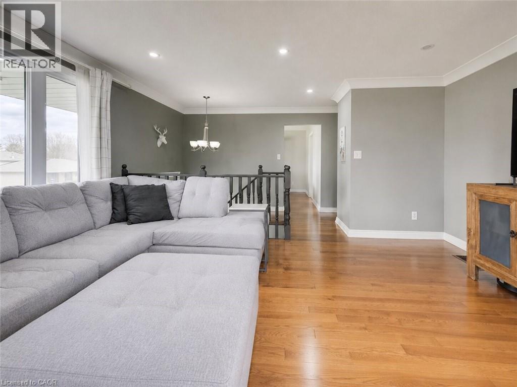 4 Ronald Road, Cambridge, Ontario  N1S 4N1 - Photo 8 - 40835494