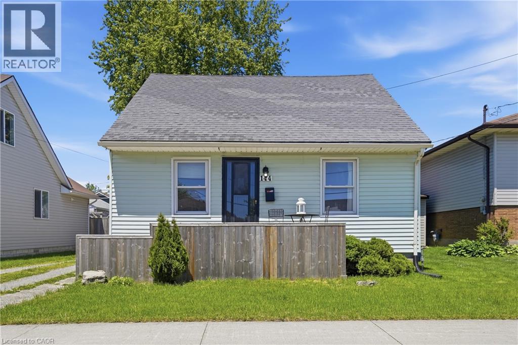 144 Catherine Street, Fort Erie, Ontario  L2A 2J2 - Photo 1 - 40836216