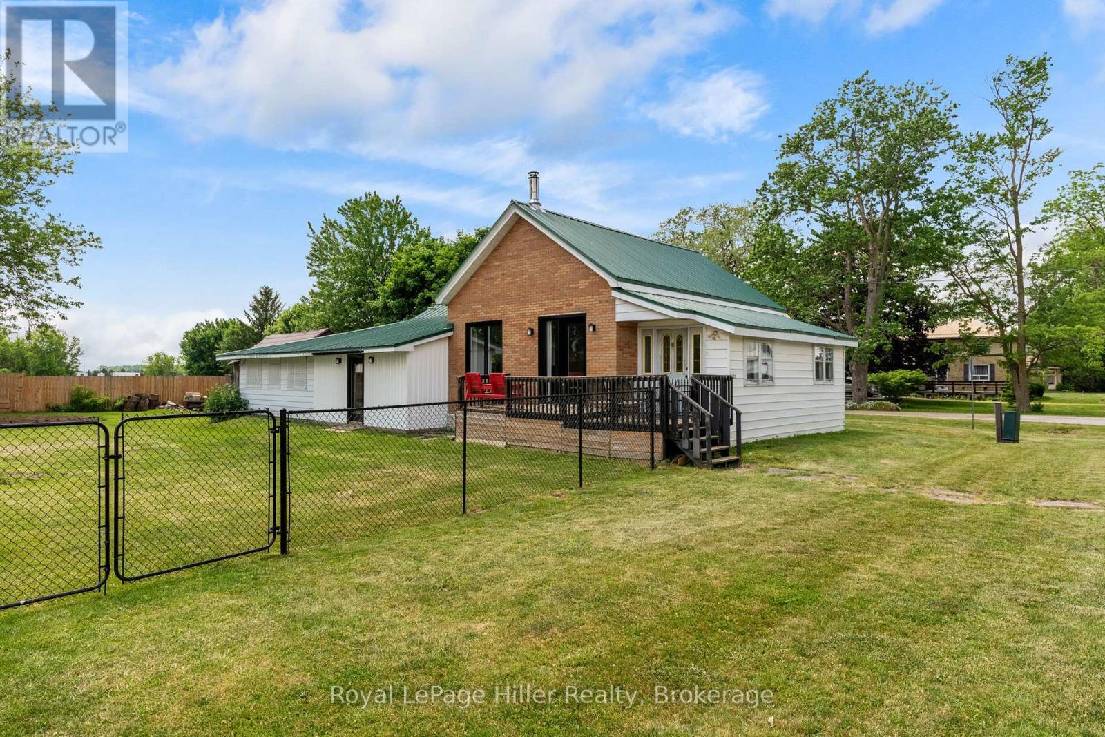 125 PORTLAND STREET, South Huron, Ontario