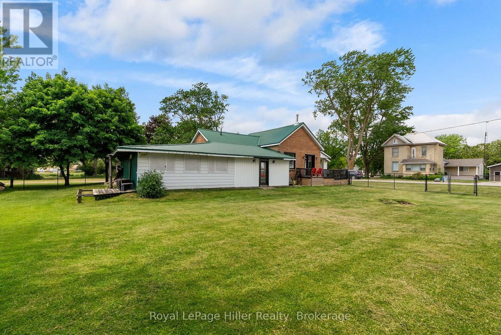 125 Portland Street, South Huron, Ontario  N0M 1K0 - Photo 34 - X13413828