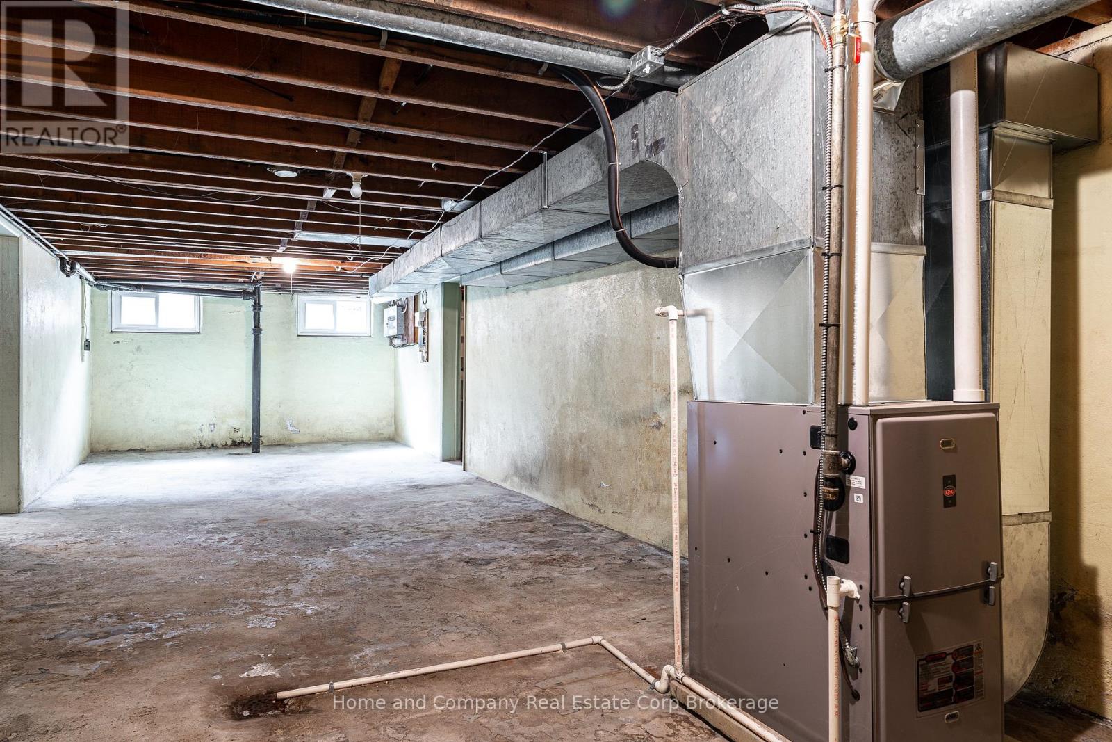 354 West Gore Street, Stratford, Ontario  N5A 1L1 - Photo 31 - X13414054