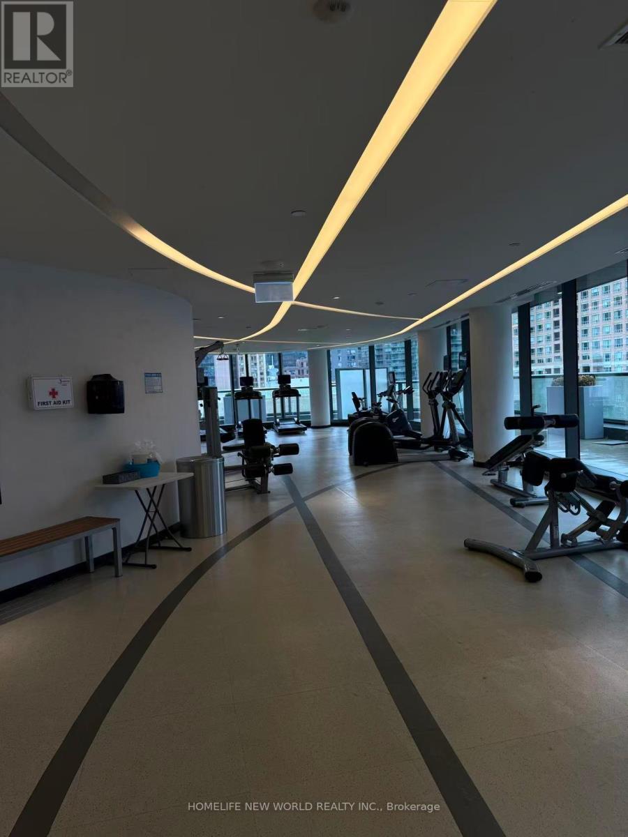 1312 - 11 Wellesley Street W, Toronto, Ontario  M4Y 1E8 - Photo 11 - C13067424