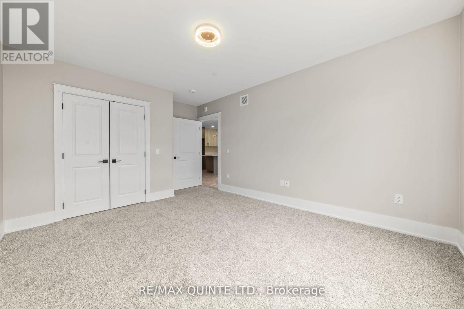 305 - 17 Cleave Avenue, Prince Edward County, Ontario  K0K 2T0 - Photo 10 - X12268394