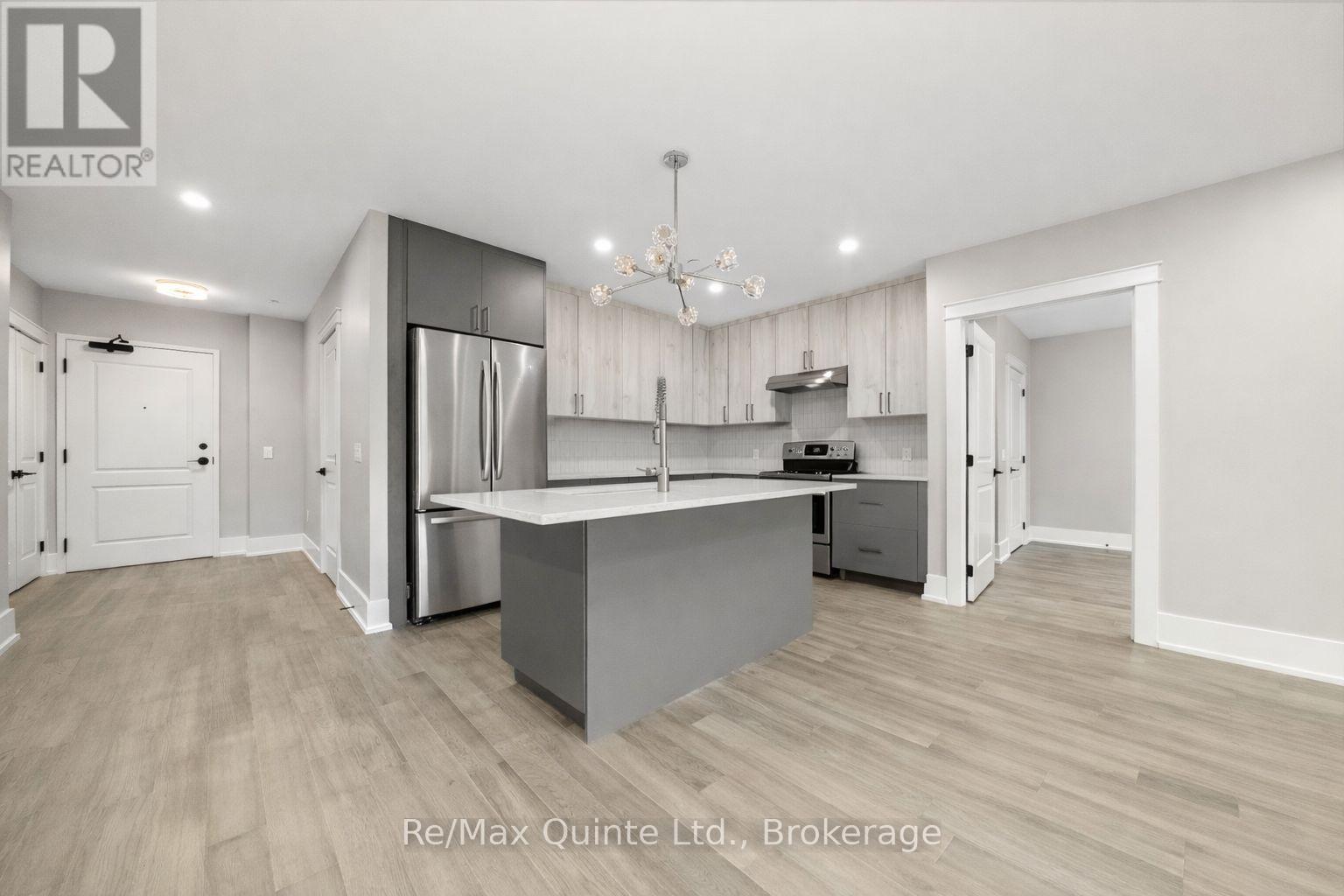 305 - 17 Cleave Avenue, Prince Edward County, Ontario  K0K 2T0 - Photo 2 - X12268394