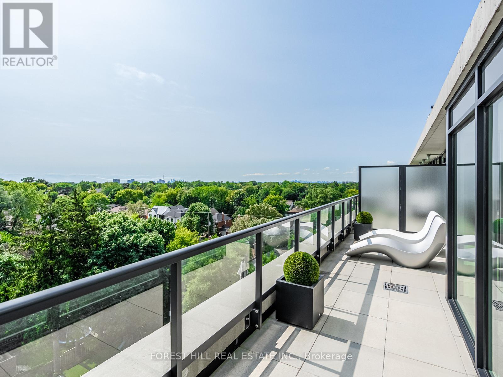 205 - 170 CHILTERN HILL ROAD Toronto (Humewood-Cedarvale), ON M6C 0A9