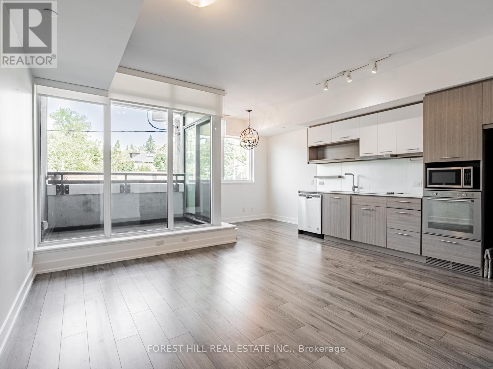 205 - 170 CHILTERN HILL ROAD Toronto (Humewood-Cedarvale), ON M6C 0A9