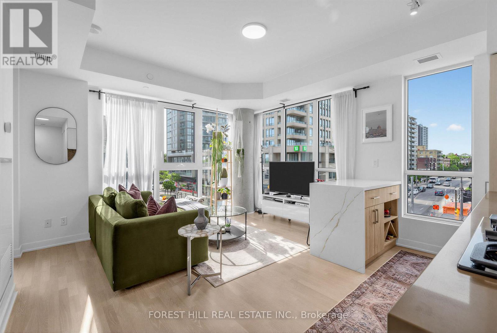 326 - 501 St Clair Avenue W, Toronto, Ontario  M5P 0A2 - Photo 3 - C13413834
