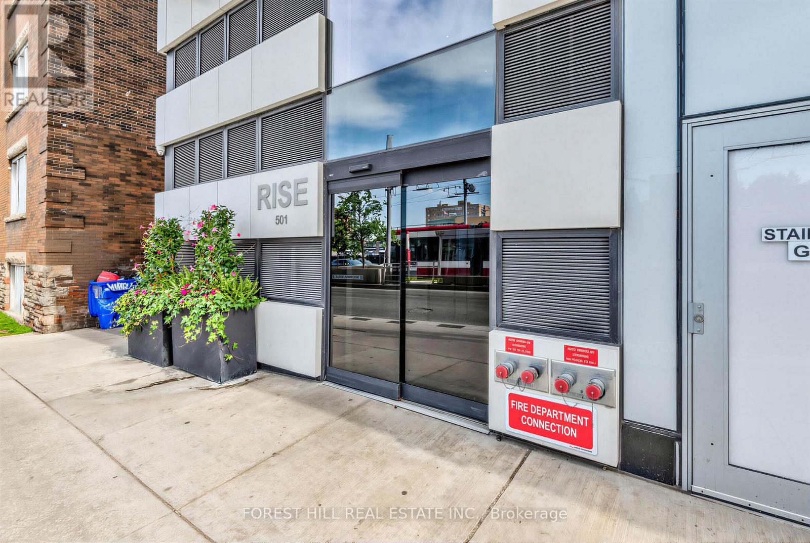 326 - 501 St Clair Avenue W, Toronto, Ontario  M5P 0A2 - Photo 35 - C13413834