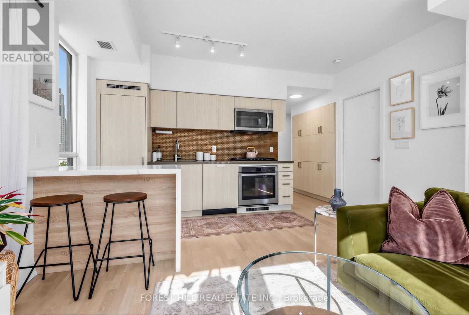 326 - 501 St Clair Avenue W, Toronto, Ontario  M5P 0A2 - Photo 6 - C13413834