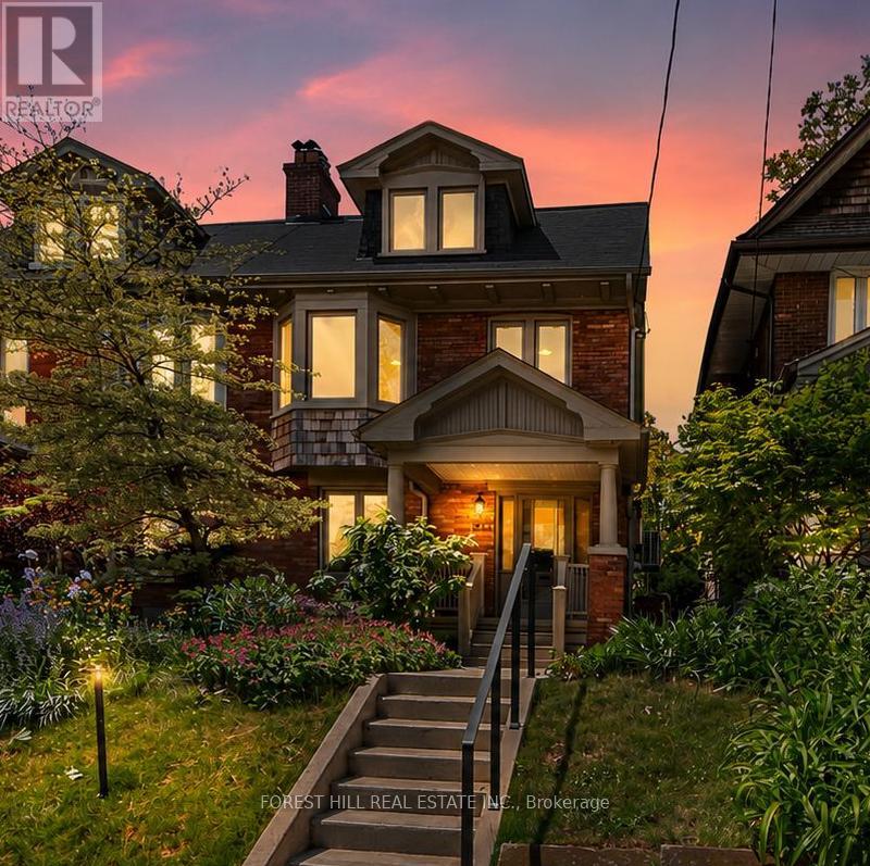 20 Alberta Avenue, Toronto (Wychwood), Ontario  M6H 2R6 - Photo 2 - C13413838