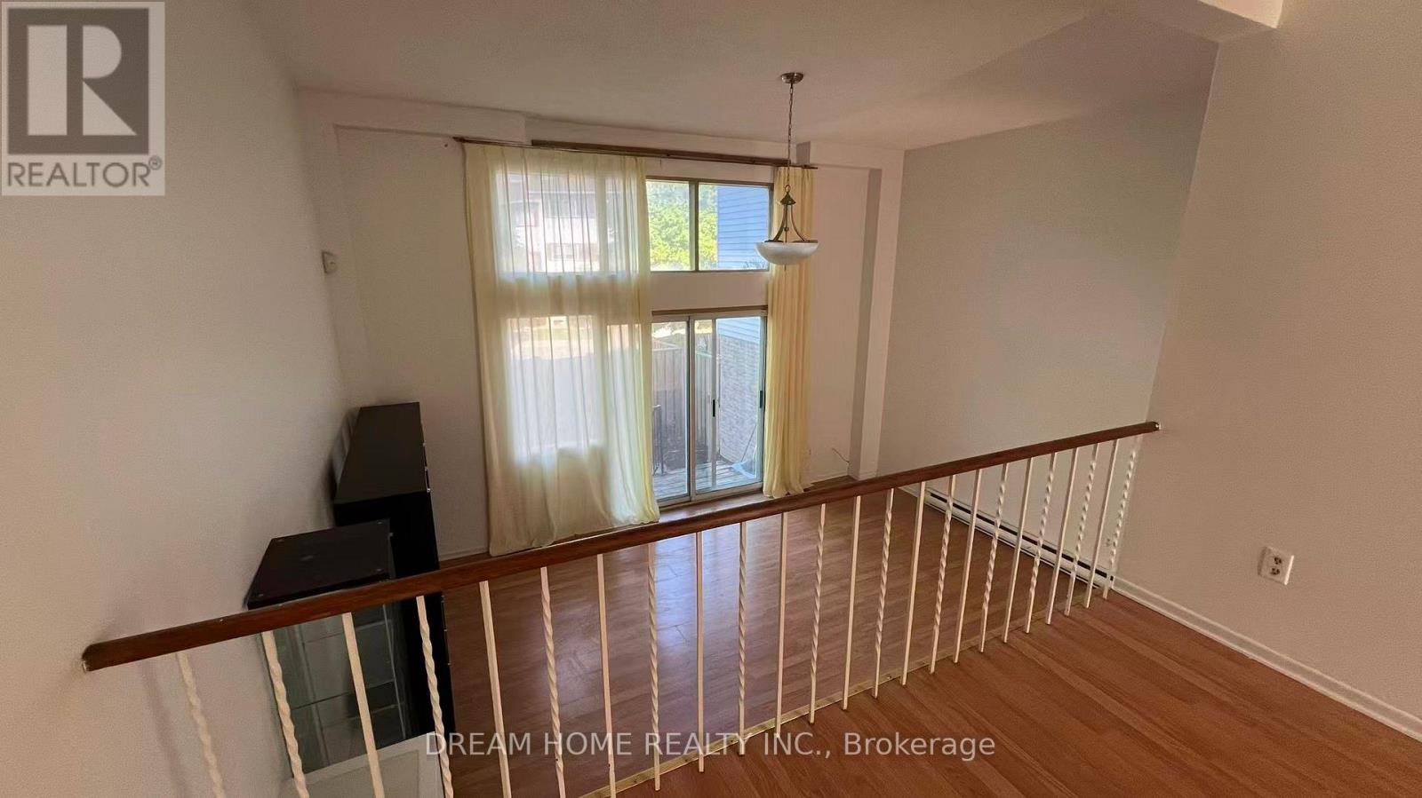 42 Edgar Woods Road, Toronto, Ontario  M2H 2Y7 - Photo 5 - C13413850