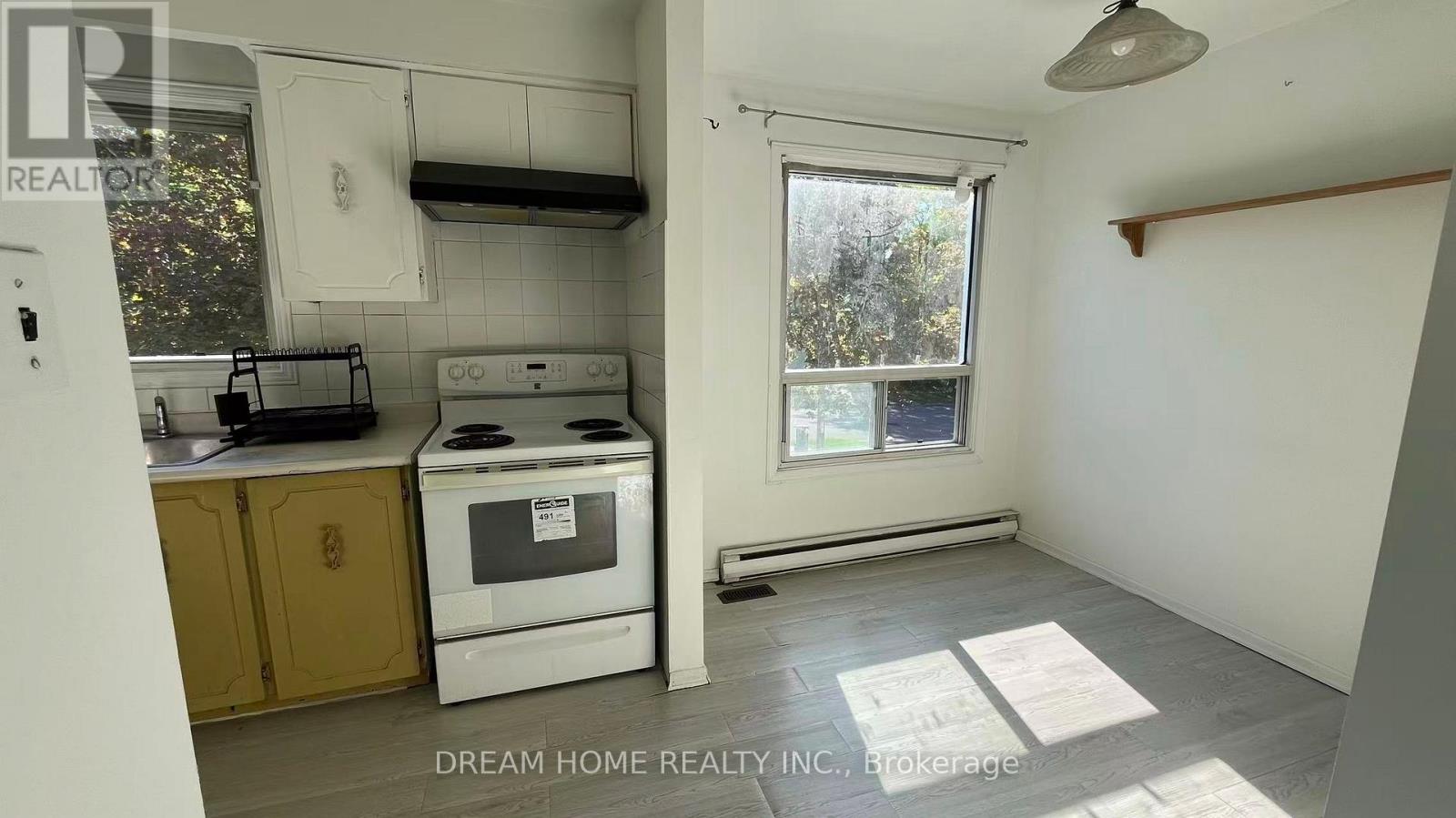 42 Edgar Woods Road, Toronto, Ontario  M2H 2Y7 - Photo 6 - C13413850