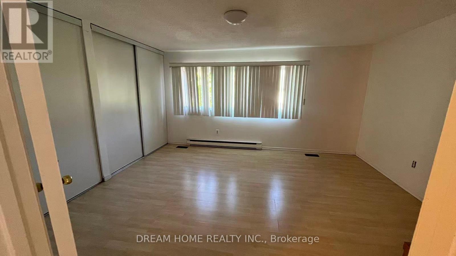 42 Edgar Woods Road, Toronto, Ontario  M2H 2Y7 - Photo 8 - C13413850