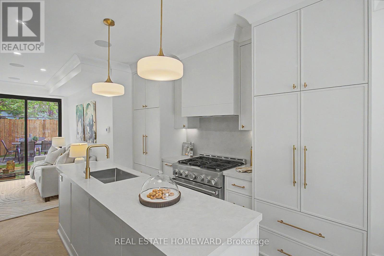 3 Rebecca Street, Toronto, Ontario  M6J 1K8 - Photo 7 - C13413940
