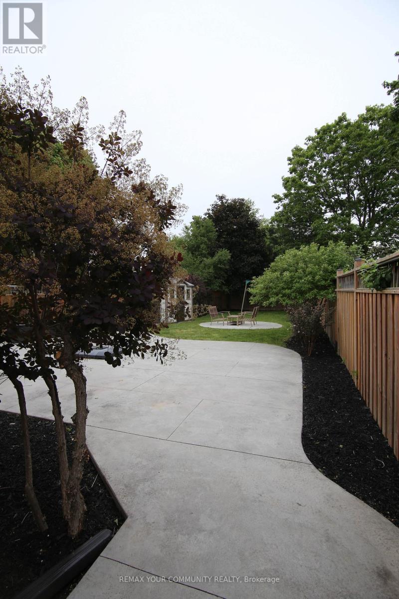 215 Honiton Street, Toronto, Ontario  M3H 5N7 - Photo 29 - C13413980