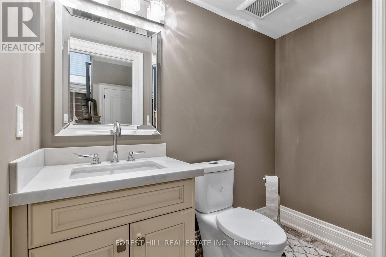 326 LYTTON BOULEVARD Toronto (Lawrence Park South), ON M5N 1R8